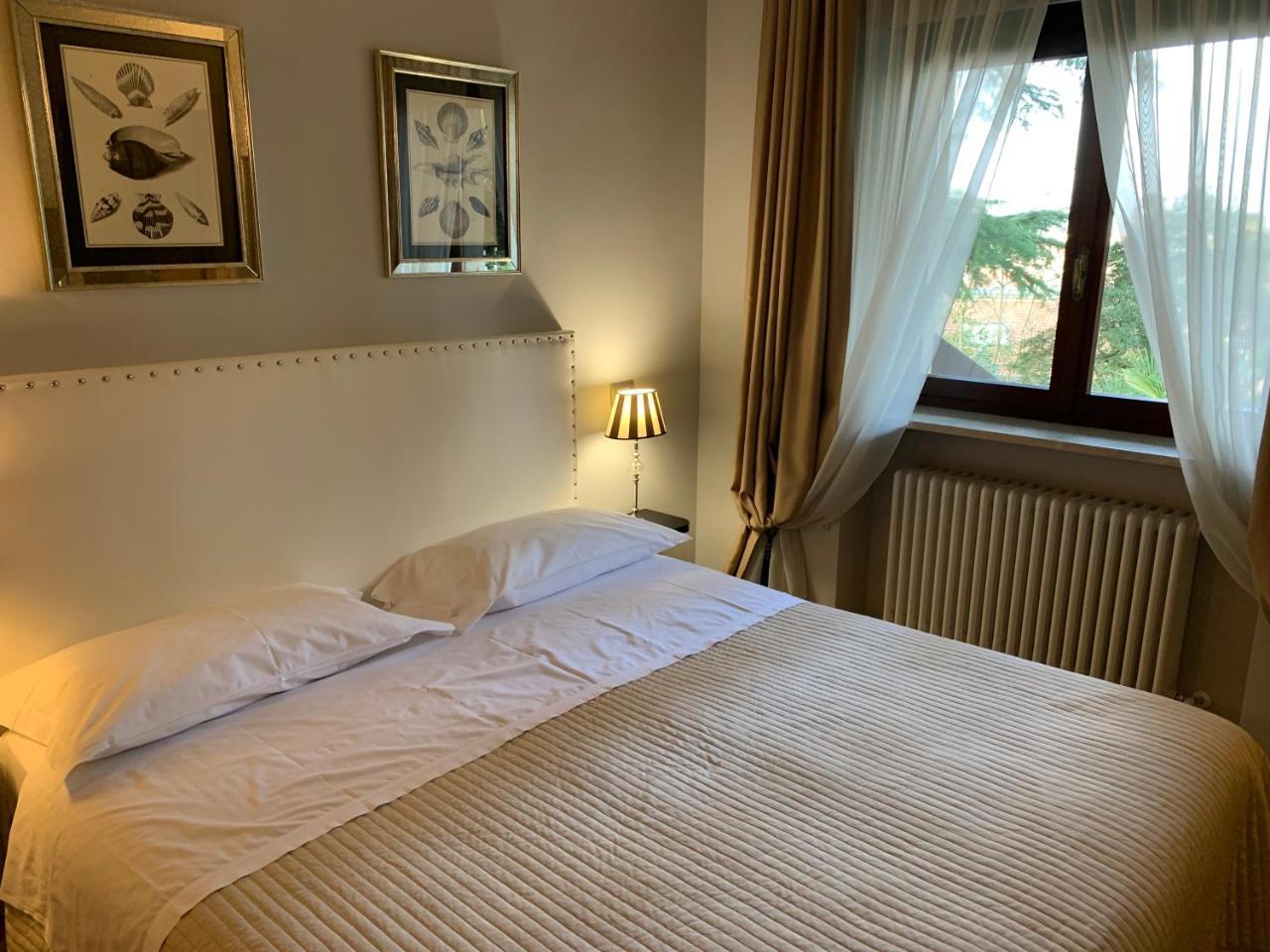 Residenza Ca' Degli Enzi Bed & Breakfast Verona Eksteriør bilde